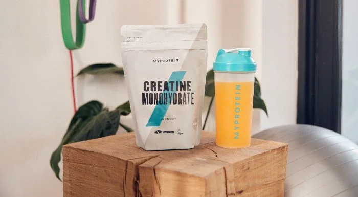 Un sachet de créatine monohydrate Myprotein.