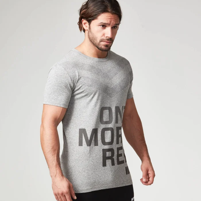 T-Shirt de Performance Myprotein avec Slogan pour Hommes - Gris