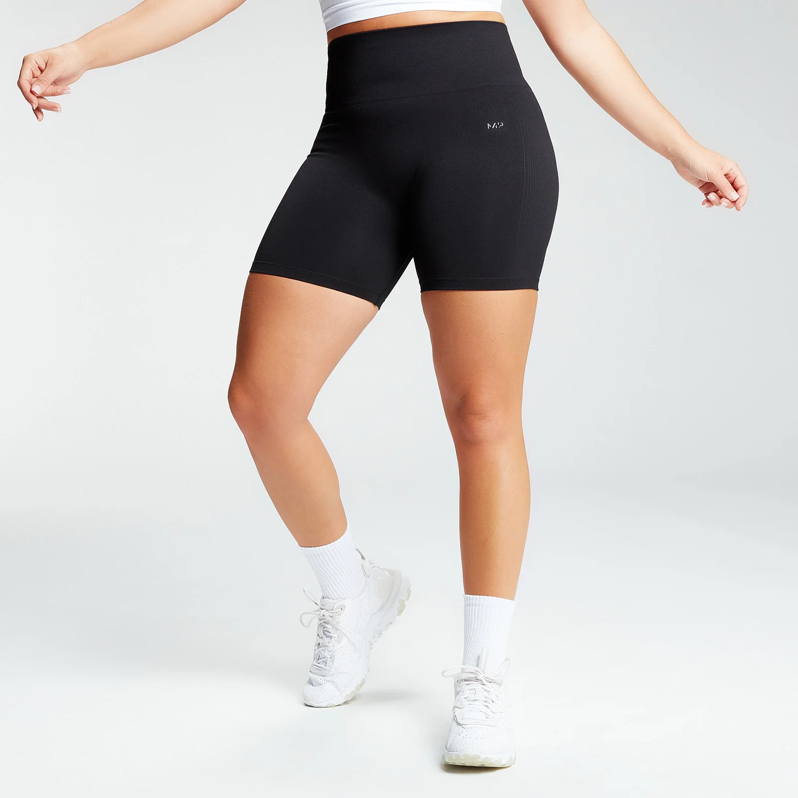 MP Women's Shape Seamless Ultra Cycling Shorts - Black - XSImage1