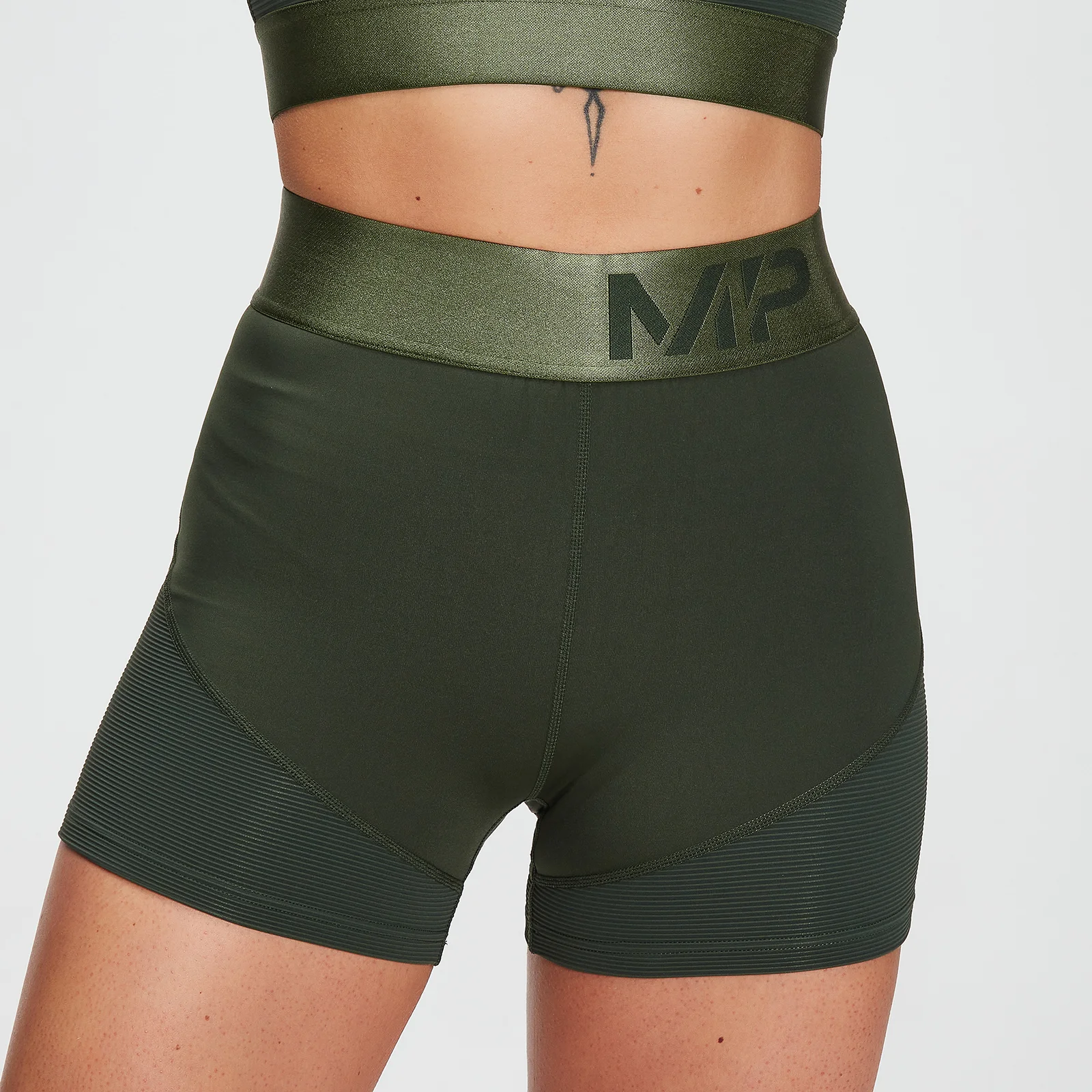 Short texturé MP Adapt pour femmes – Vert foncé - XXSImage1