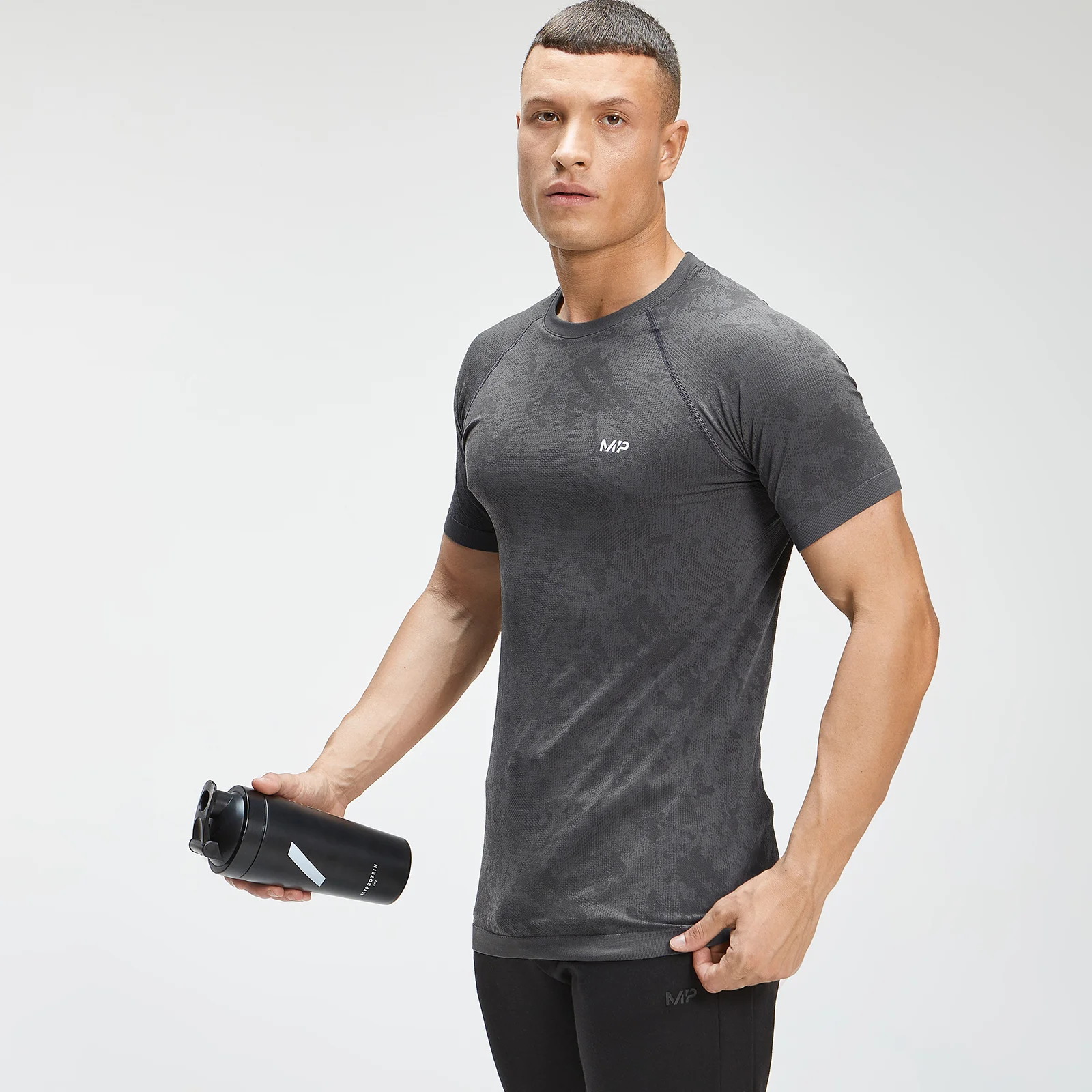 T-shirt sans coutures à manches courtes MP Essentials Seamless Graphic pour hommes – Noir - XXSImage1