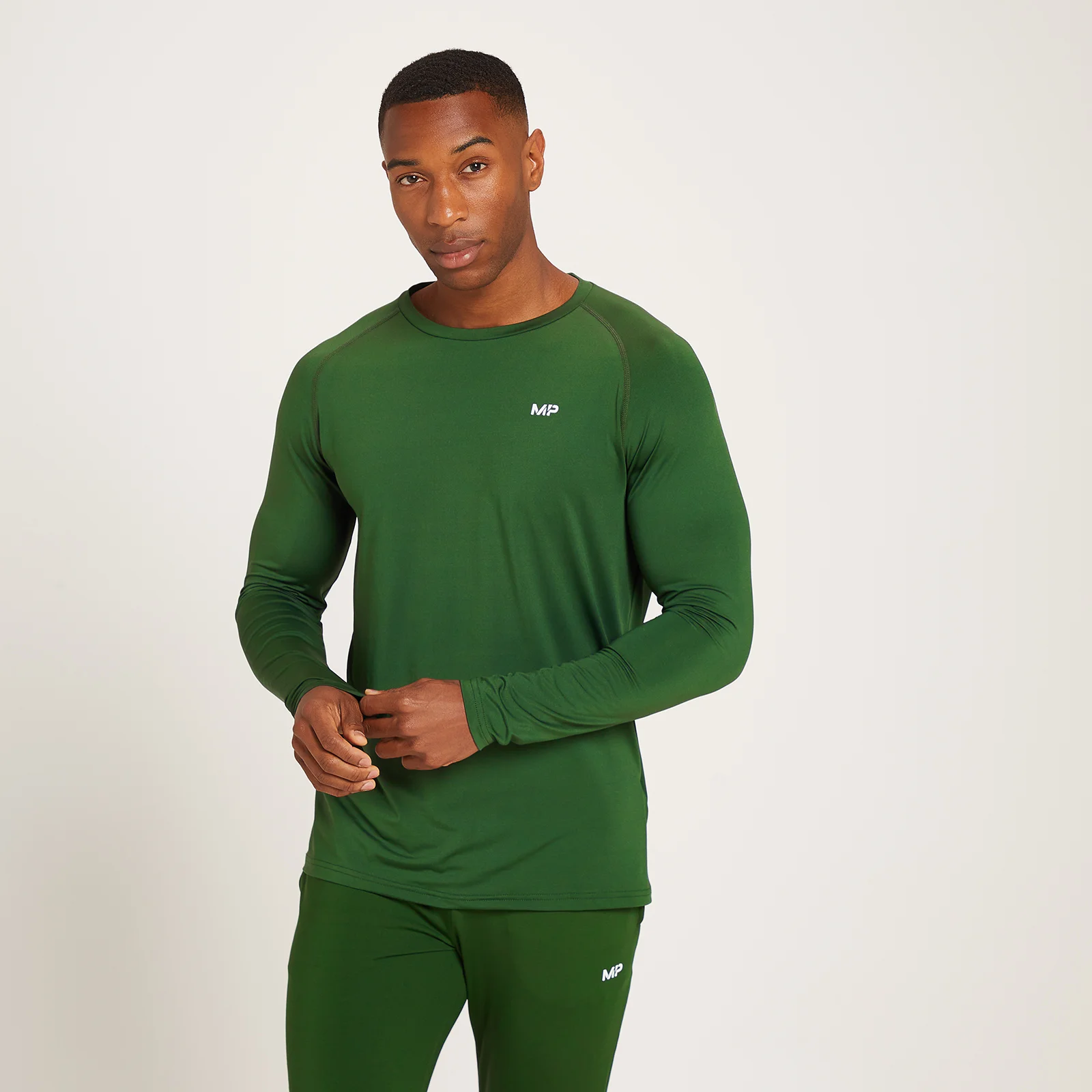 T-shirt d’entraînement à manches longues MP Linear Mark Graphic pour hommes – Vert foncé - XXSImage1