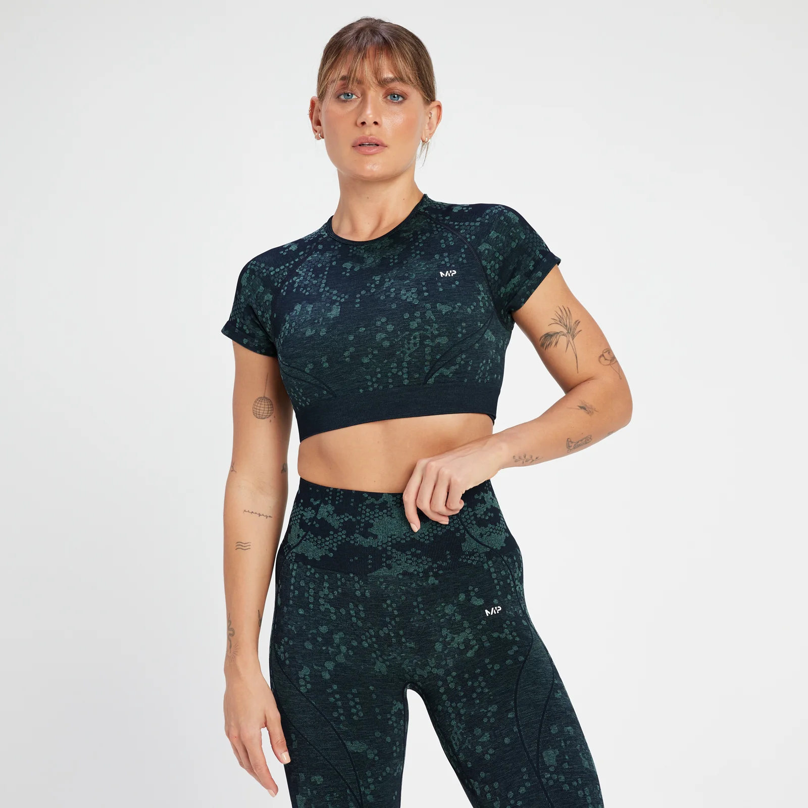 Crop top à motif sans coutures MP Adapt pour femmes – Bleu marine foncé - XSImage1