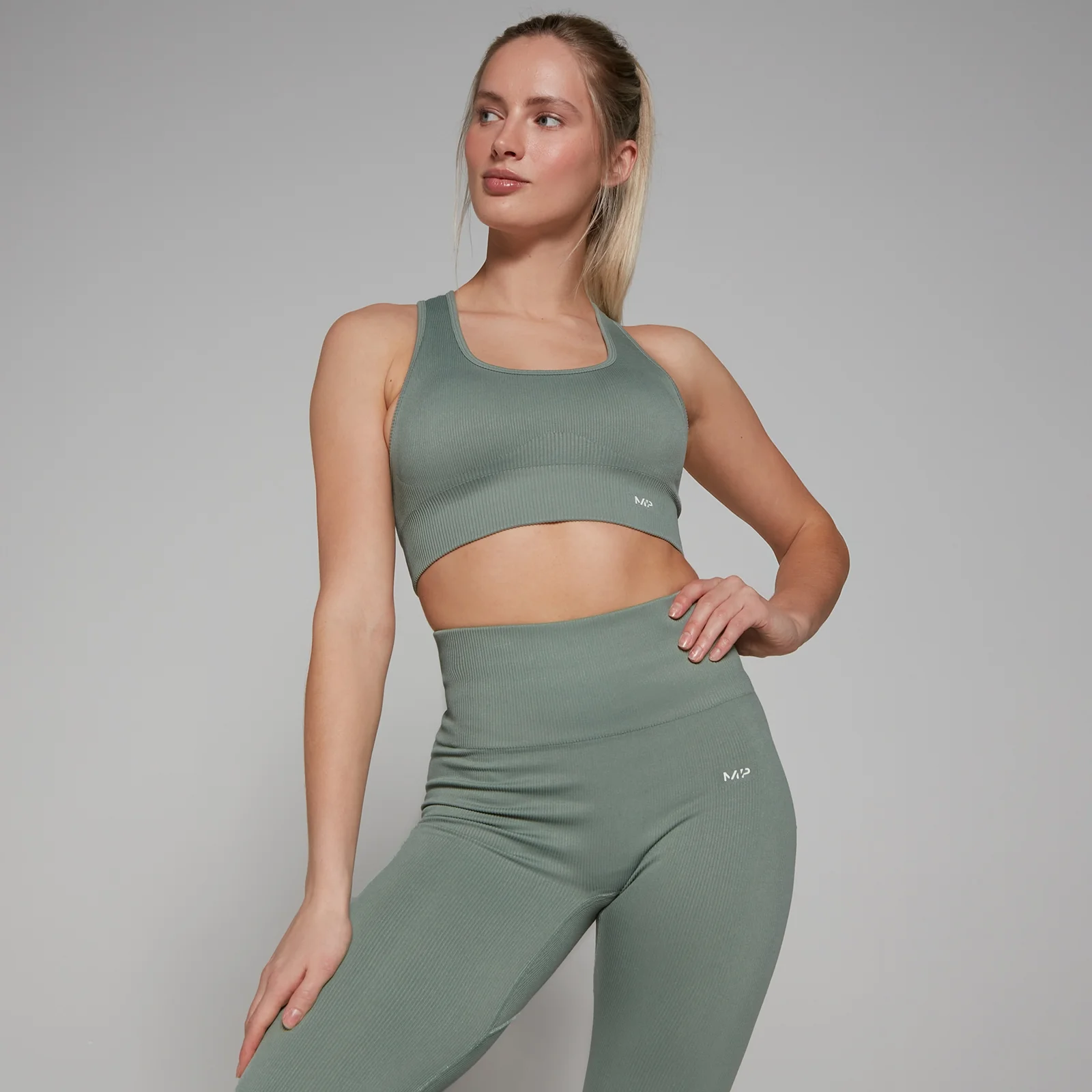 Brassière asymétrique côtelée sans coutures MP Tempo pour femmes – Vert sauge - XSImage1