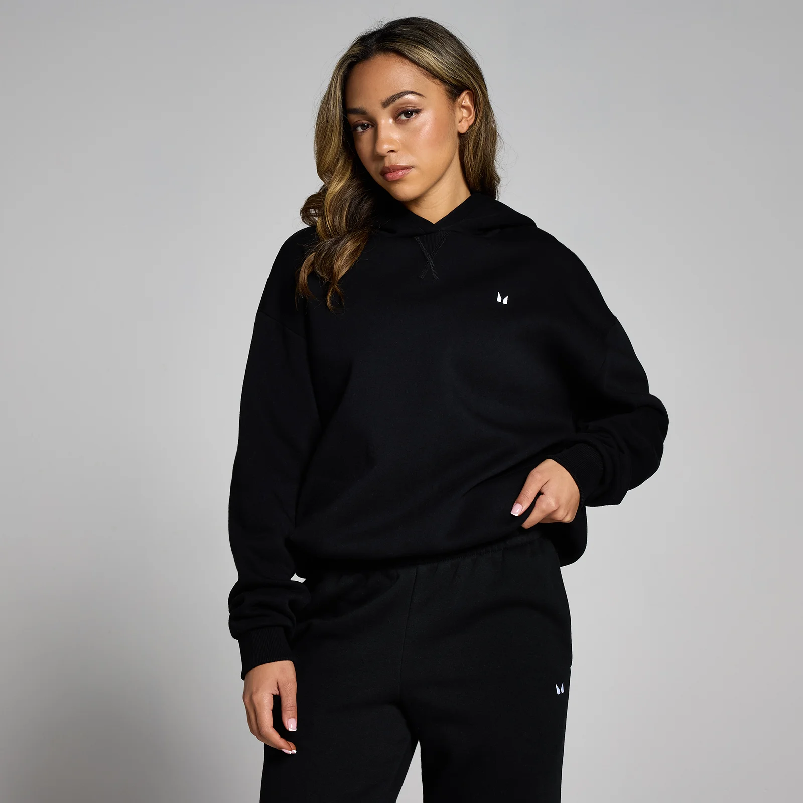 Sweat à capuche oversize MP Basics pour femmes – Noir - XXSImage1