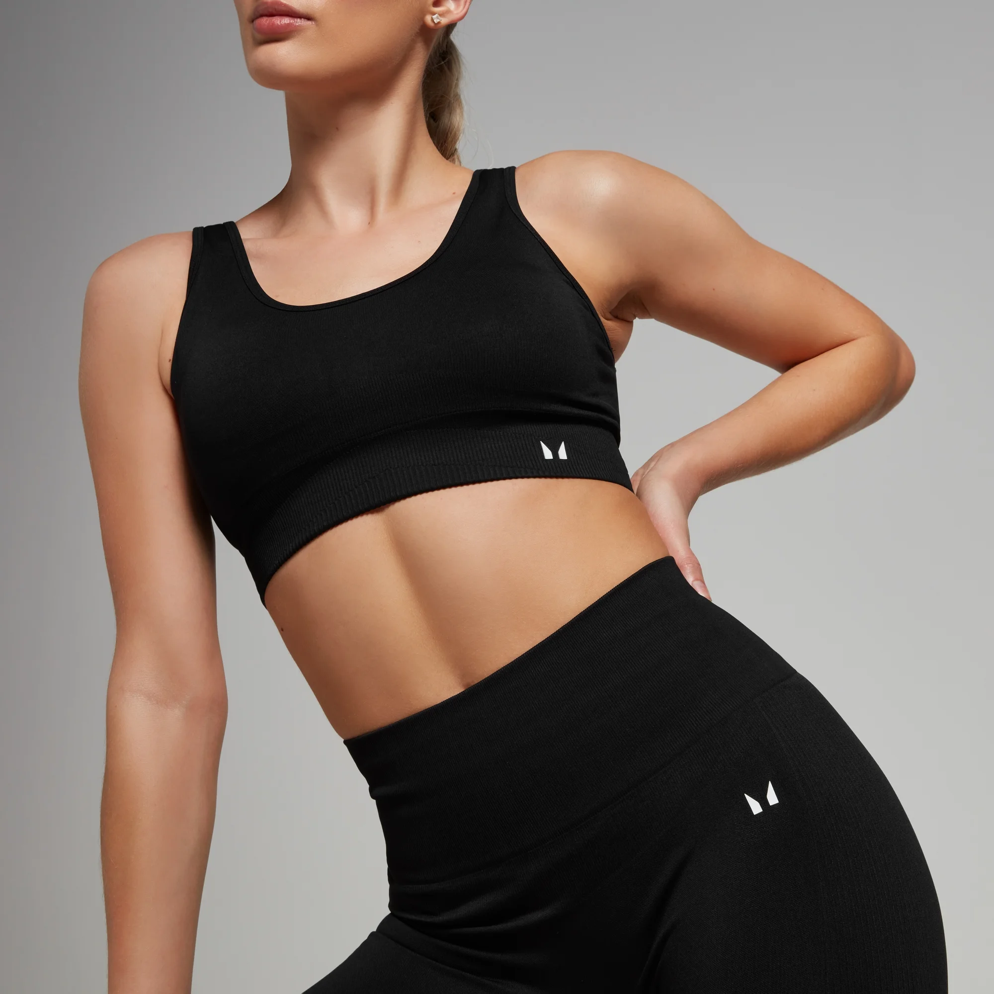 Brassière sans coutures MP Tempo pour femmes – Noir - XXSImage1