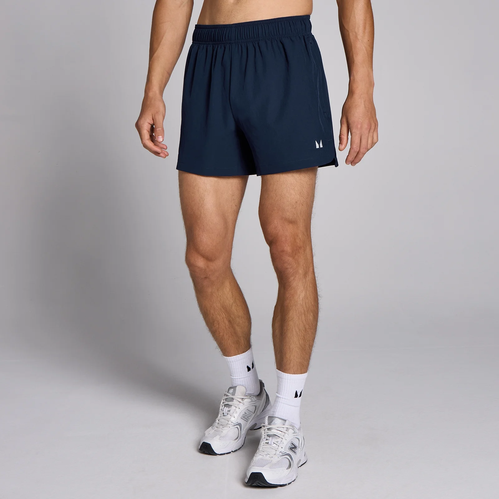 Short d’entraînement tissé avec entrejambe de 13 cm MP pour hommes – Bleu marine - XXXLImage1