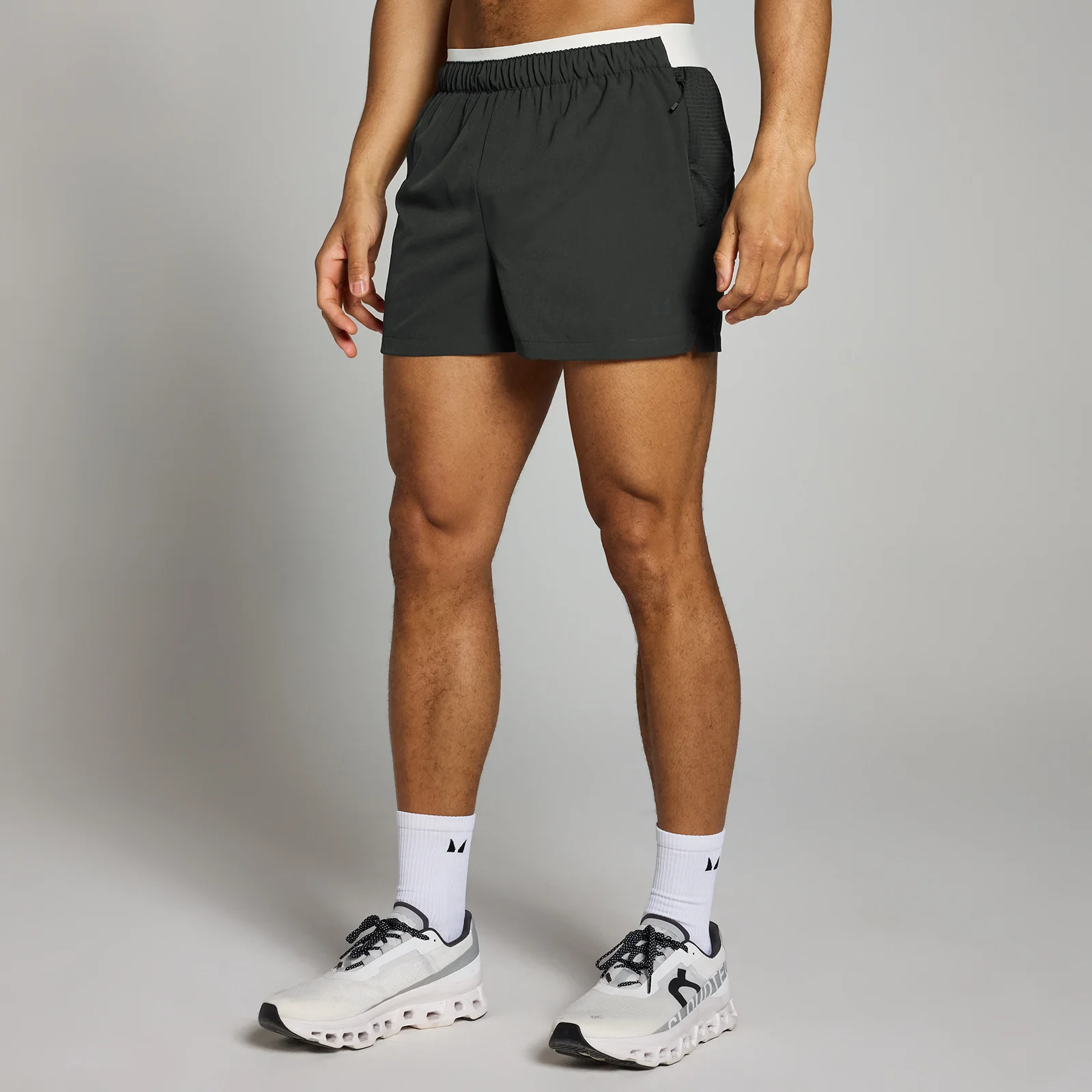 Short d’entraînement en matière tissée avec entrejambe de 8 cm MP Tempo pour hommes – Noir délavé - SImage1