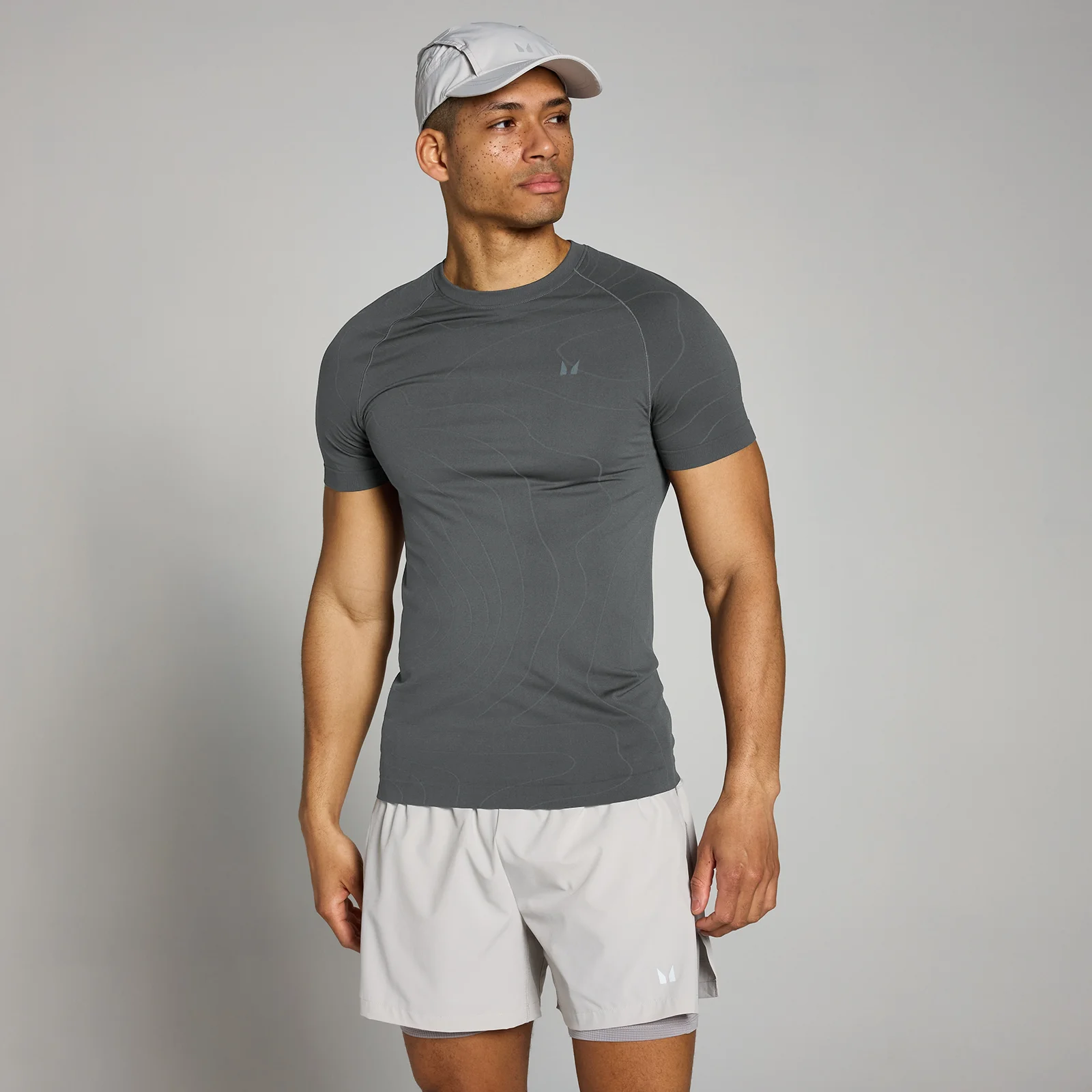 T-shirt moulant sans coutures MP Velocity pour hommes – Gris foncé - XSImage1