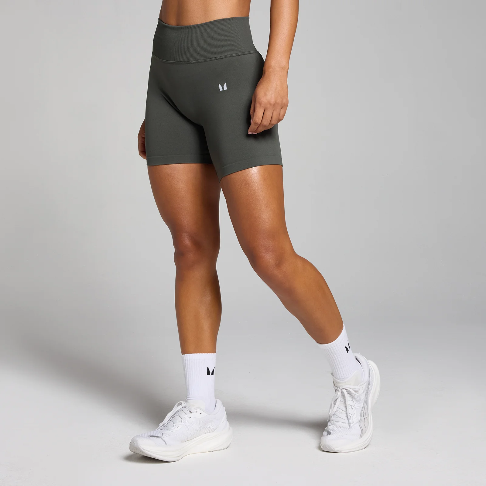 Short sans coutures taille mi-haute MP Tempo pour femmes – Gris nuit - XSImage1