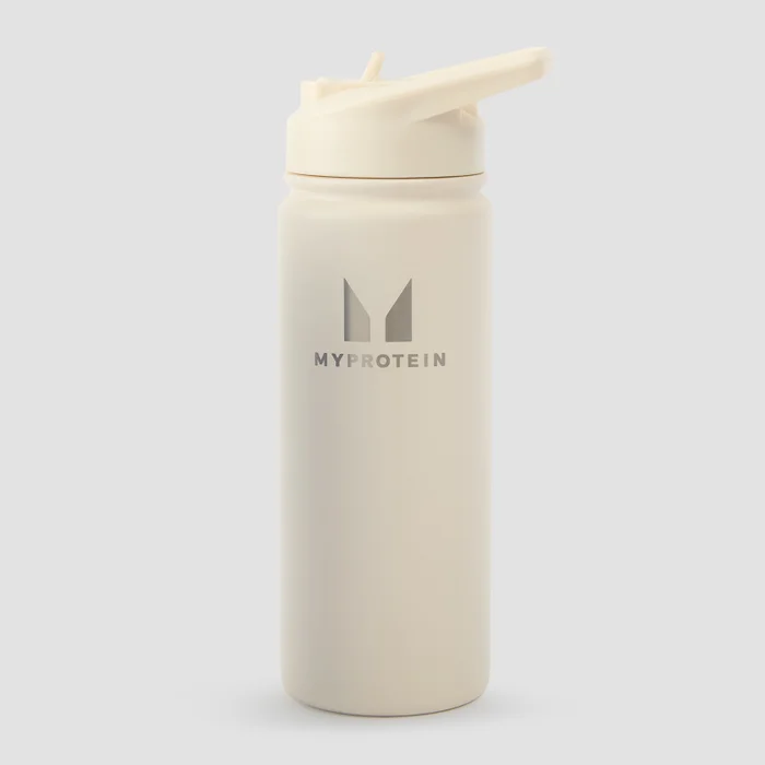 Gourde en acier inoxydable recyclé avec paille rabattable Myprotein 500 ml – Crème naturel