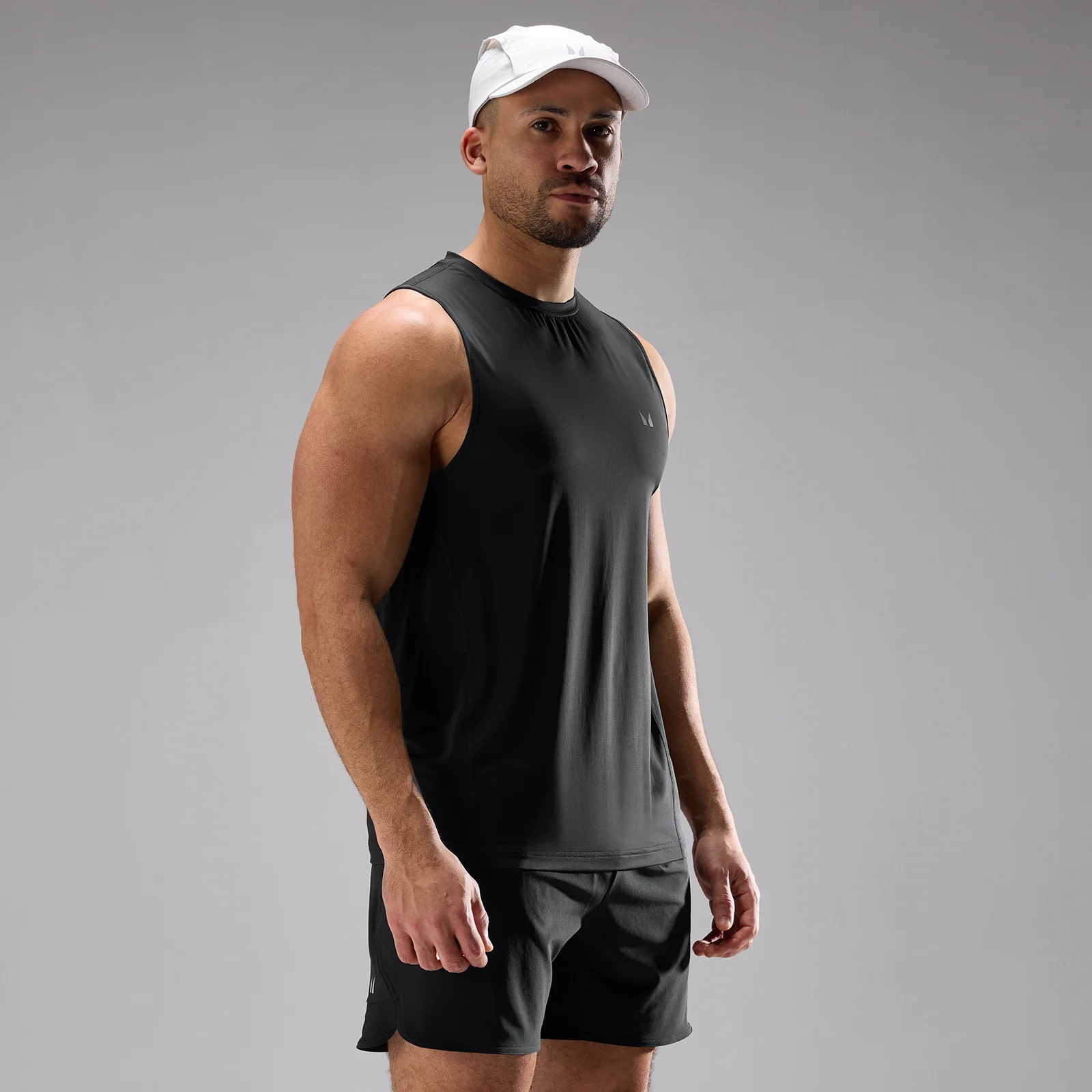 Débardeur ultra mesh Training MP homme - Noir - MImage1