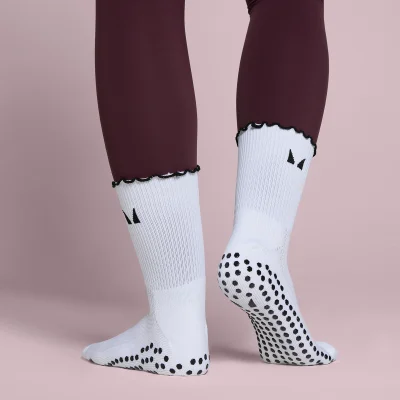 Chaussettes Pilates à volants MP (lot de 2 paires) - Noir/Blanc - UK 6-8Image7